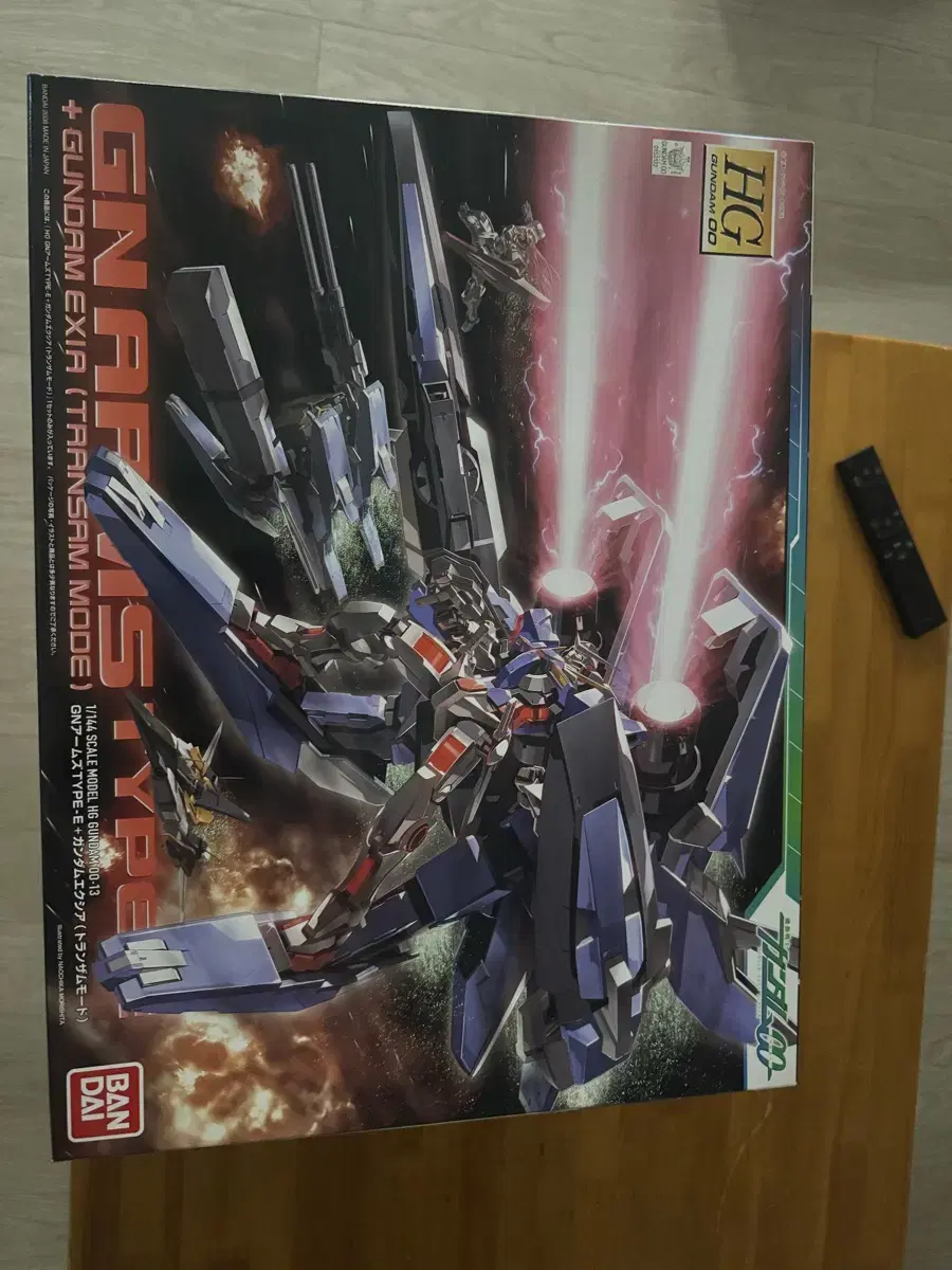 HG GN암즈 + 건담 엑시아