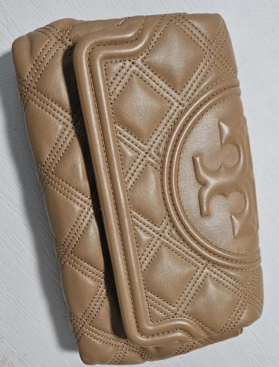 Tory Burch Fleming Soft Leather Clutch