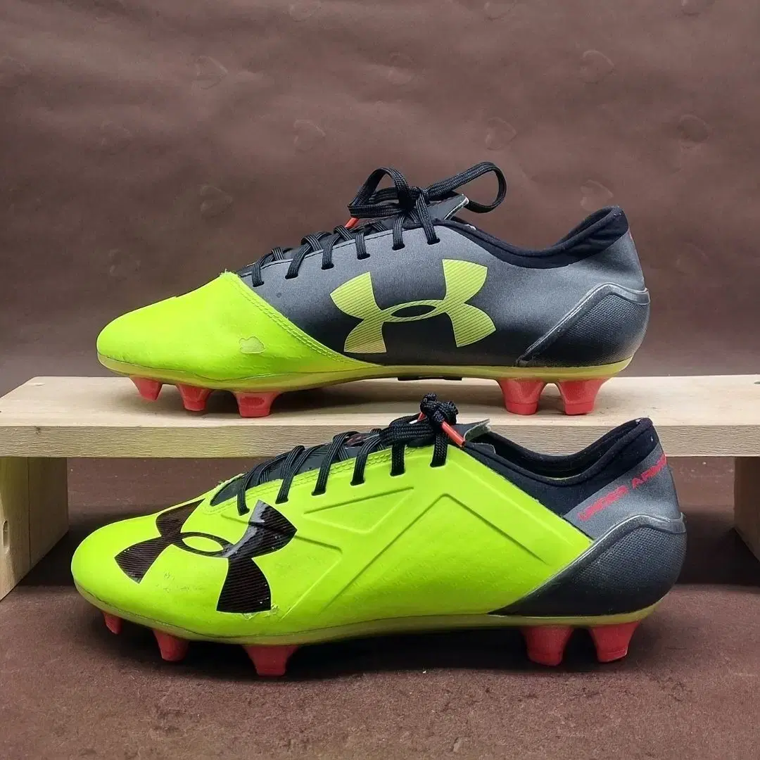 UNDER ARMOUR 언더아머 Under Armour UA Spotlight Fg on