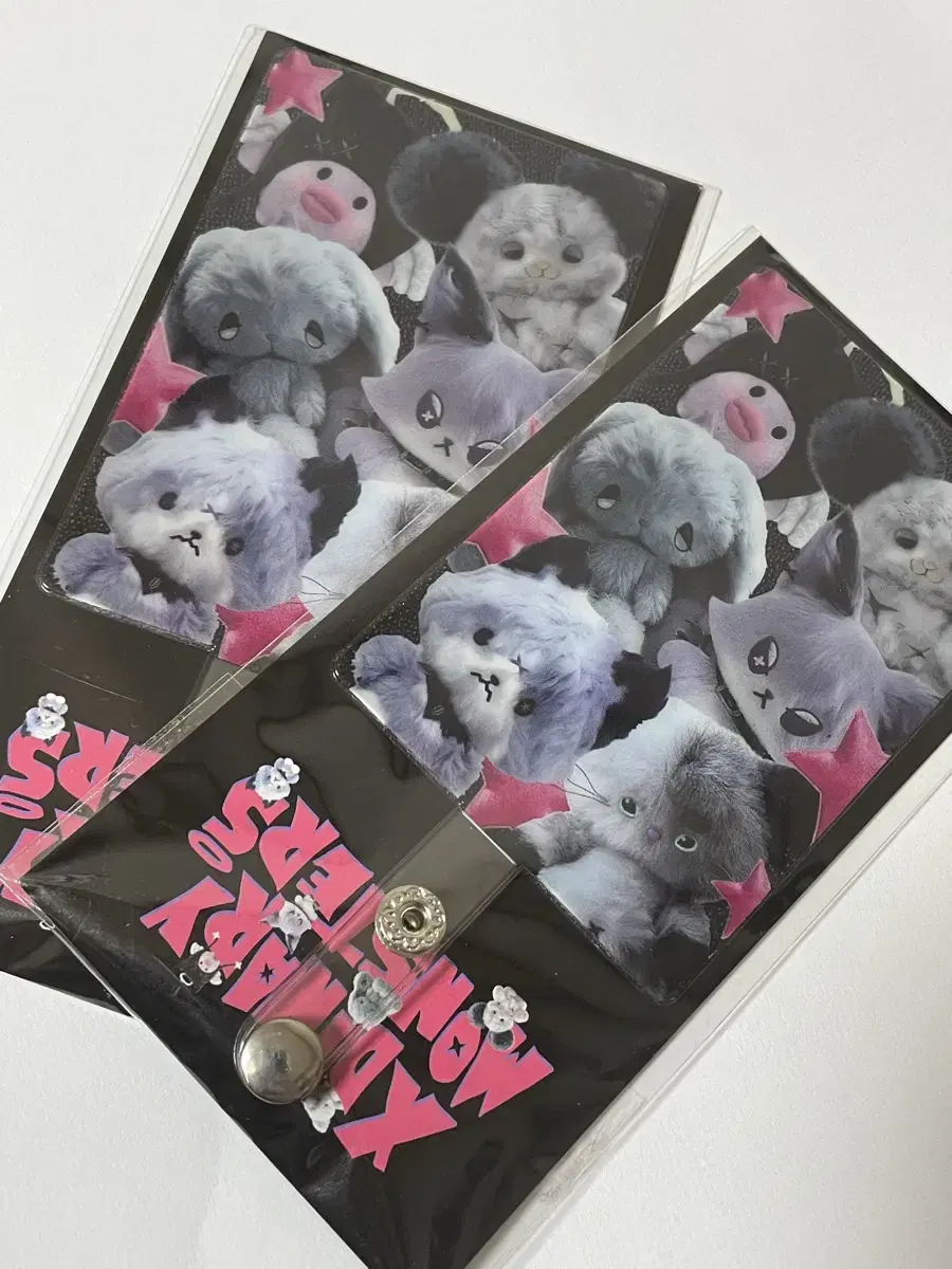 Xdinary Heroes Phone Tab