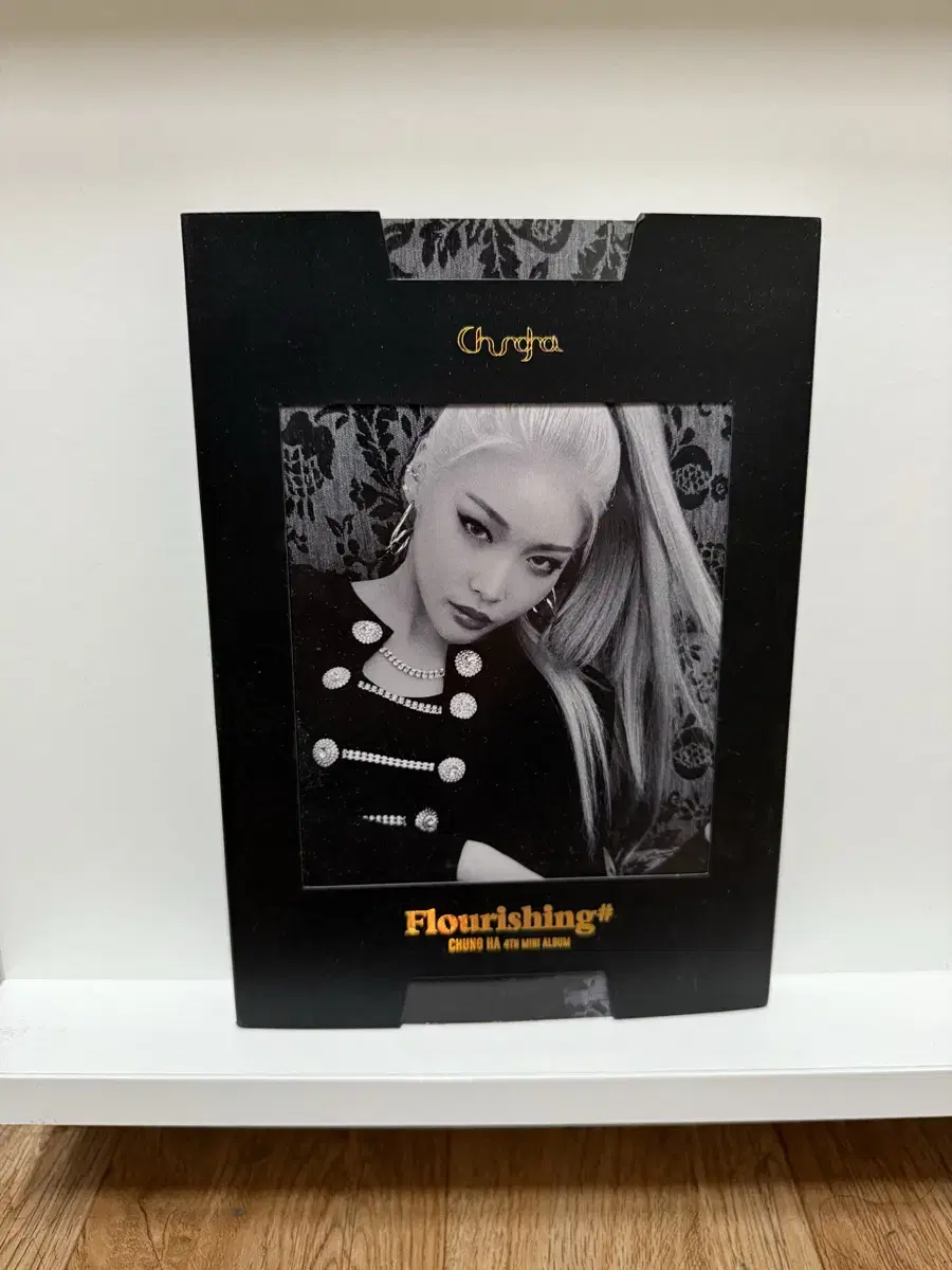 Chung Ha 4th Mini Album