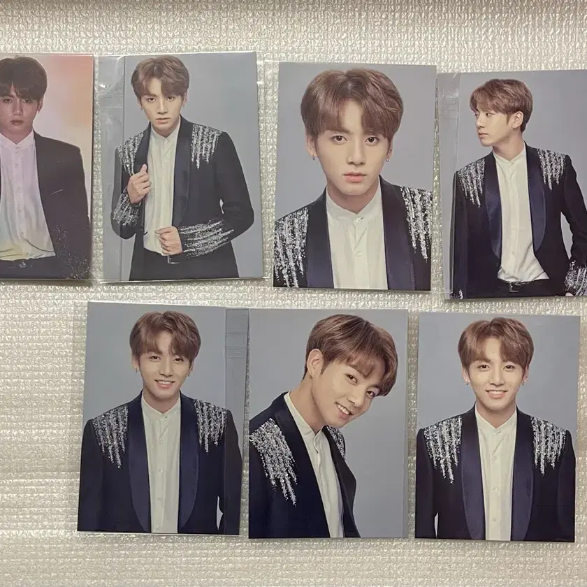 Shop 정국윙즈포카 on Bunjang Global Site - No more Korean