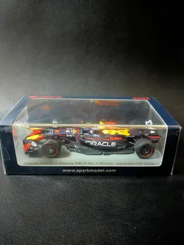 1/43 오라클 레드불 레이싱 RB18 #1