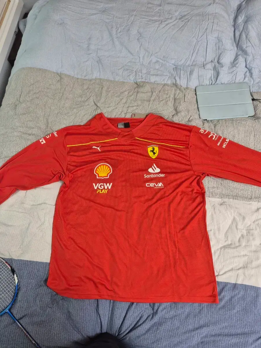 FERRARI 페라리 Scuderia Ferrari F1 Hockey Jersey Carlos Sainz on
