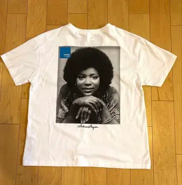 티셔츠 자라 gloria gaynor L 사이즈