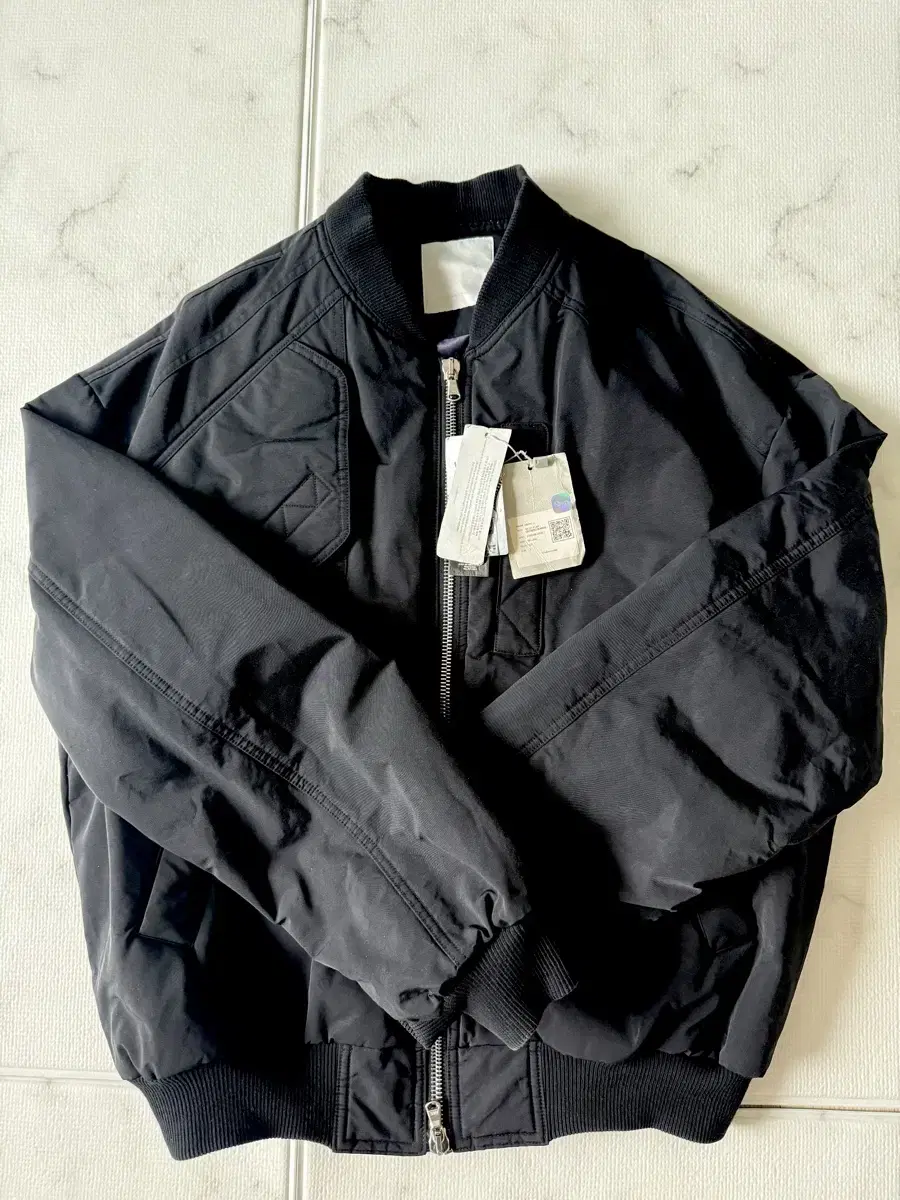 Undermycar Ababelle Bomber