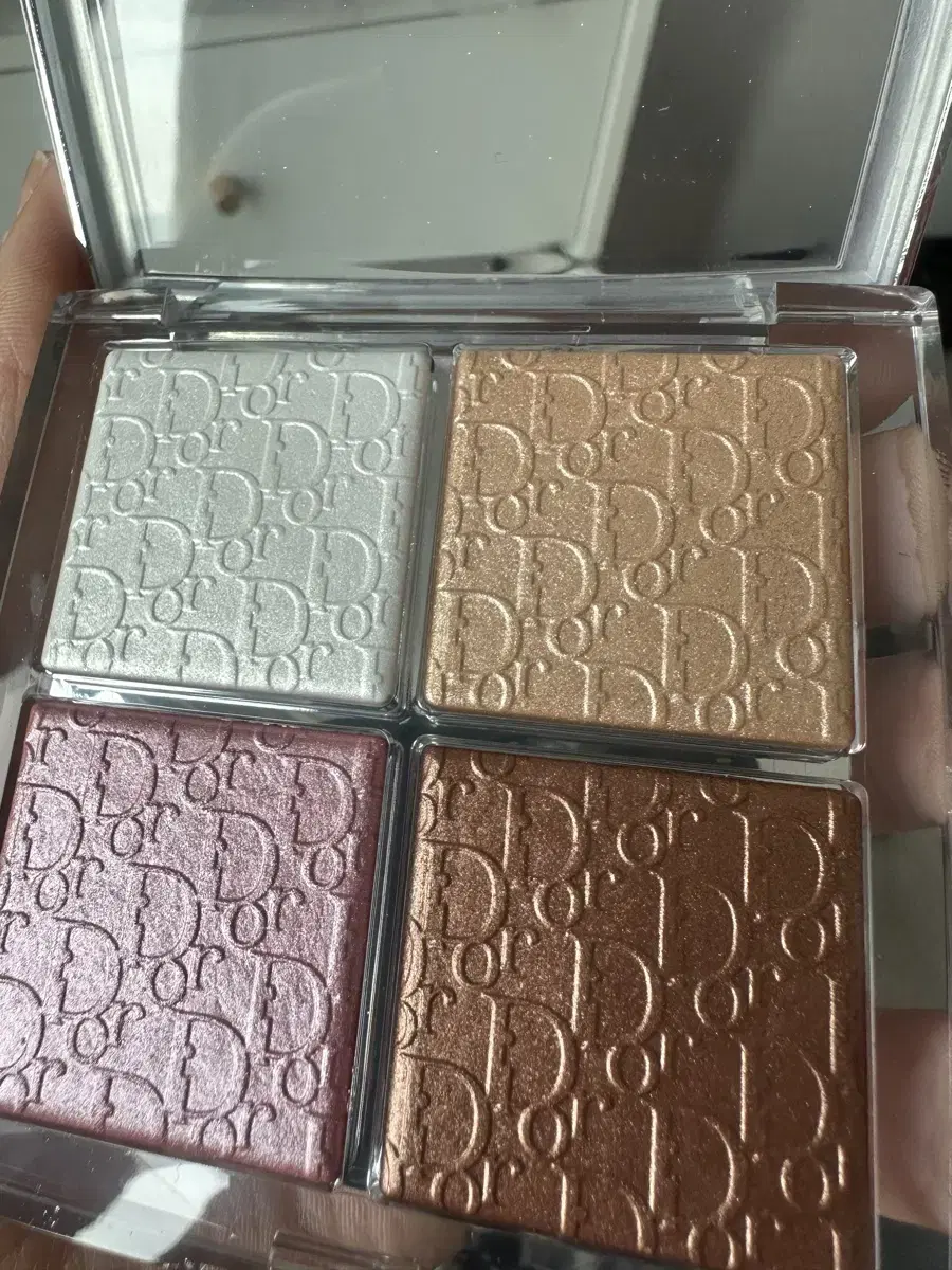 Dior Highlighter Glow Face Palette Universal New Product