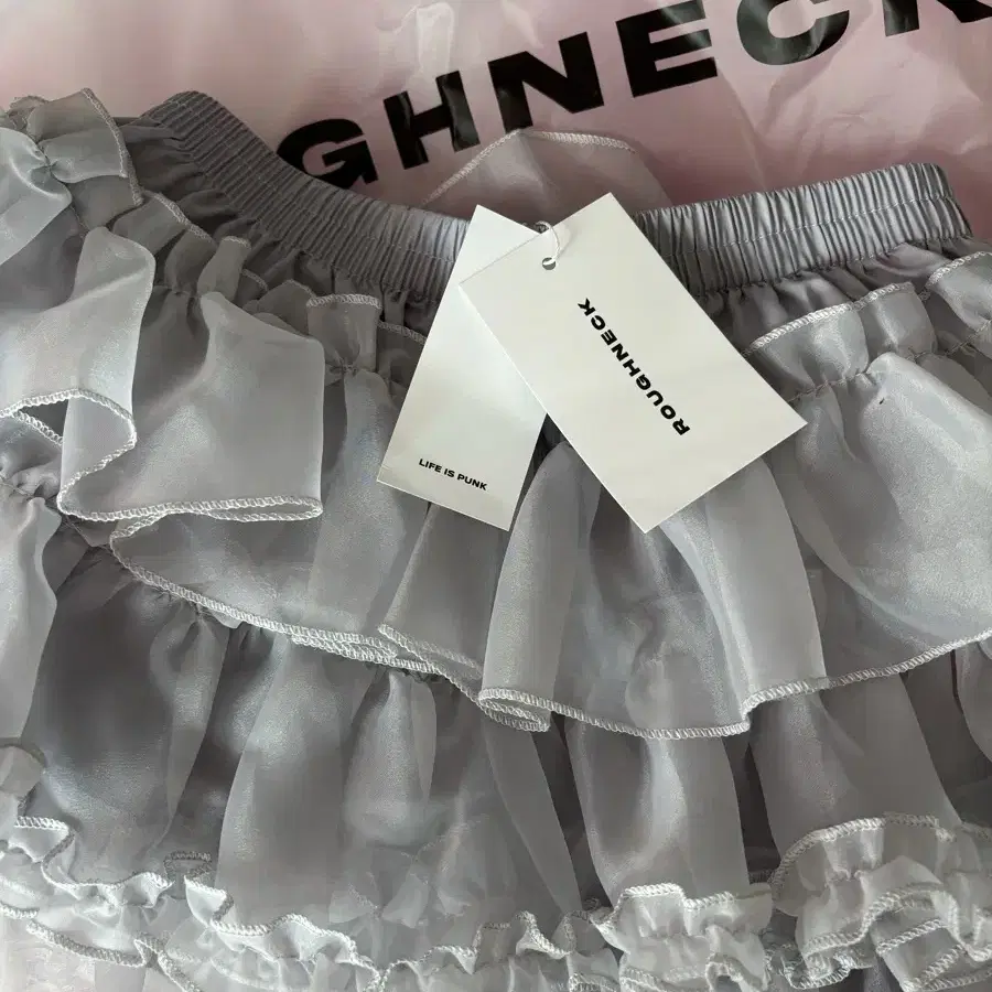 【ROUGHNECK】TUTU PANTS SKIRT ROUGHNECK] TUTU PANTS SKIRT /追跡付