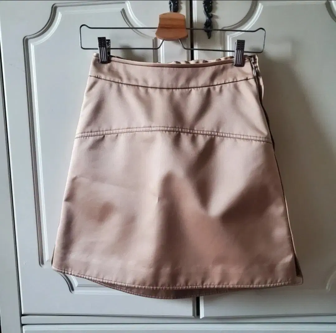 New Hansum Mine Skirt, Elegant and Luxurious