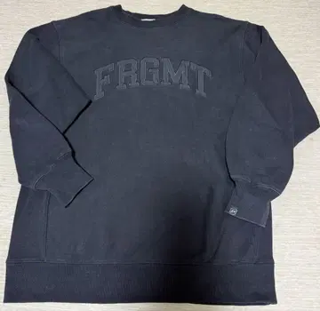 FRAGMENT UNIVERSITY 칼리지 로고 맨투맨 사이즈 L