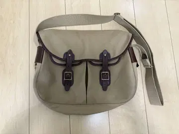 Brady ARIEL TROUT 숄더백