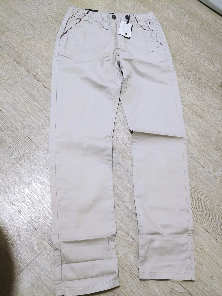 New product. Tommy Hilfiger Kids size 164 (14)