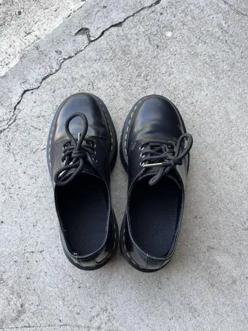 Dr.Martens/닥터마틴 QUAD 3홀 신발 UK5