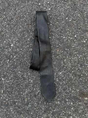 fake leather tie 가죽 넥타이 y2k