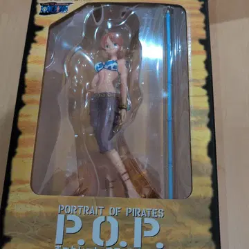 원피스 P.O.P. 나미 피규어