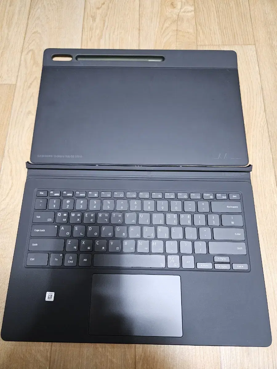 Genuine Keyboard Book Cover Galaxy Tab S8 Ultra