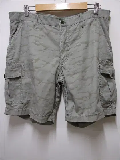 Uniqlo Michael Bastian Collaboration Patterned Cotton Cargo Shorts Waist 35