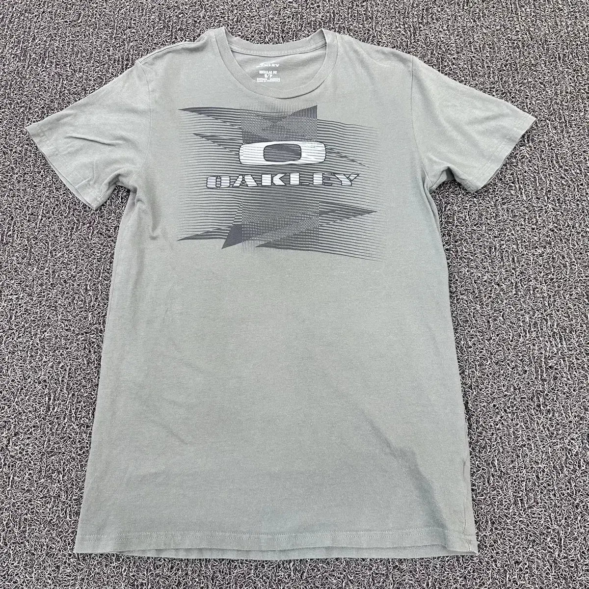 OAKLEY Oakley Women's Vahn Sleeve T-Shirt Key S