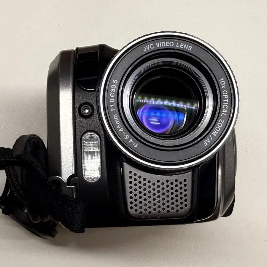 【Used】Victor・JVC GZ-MG70 JVC Everio GZ-MG70U review: JVC Everio GZ-MG70U - CNET