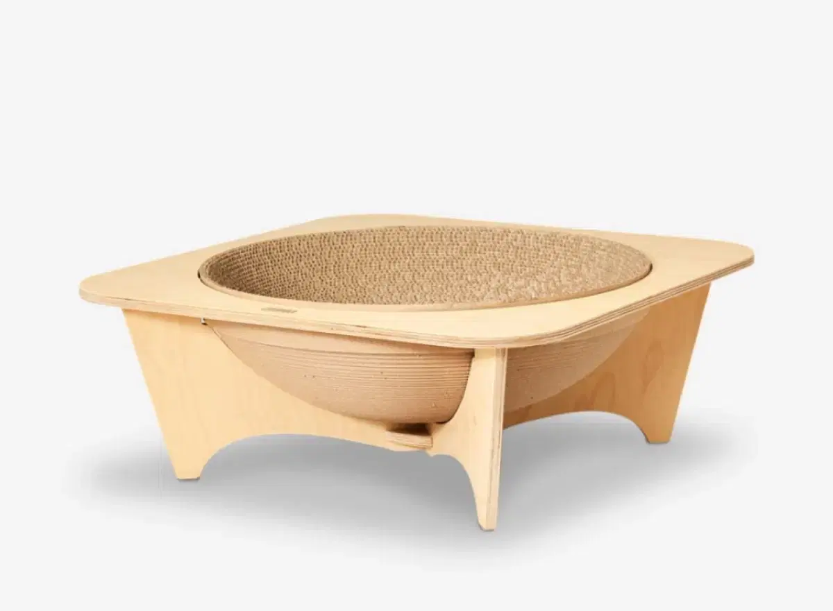 Roma, can be used by chubby cats, handmade wooden cat scratcher bed