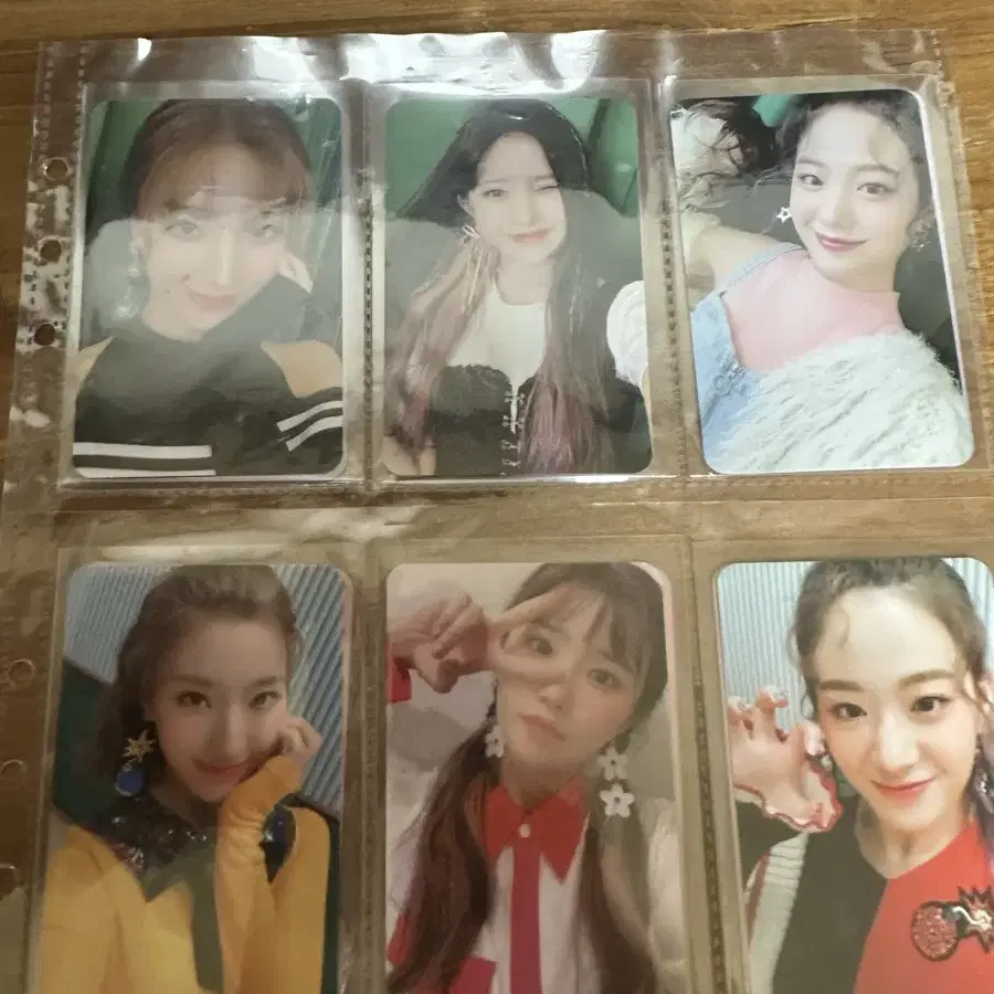 Buy FROMIS_9 Signed albums, Rare photocards on Bunjang!