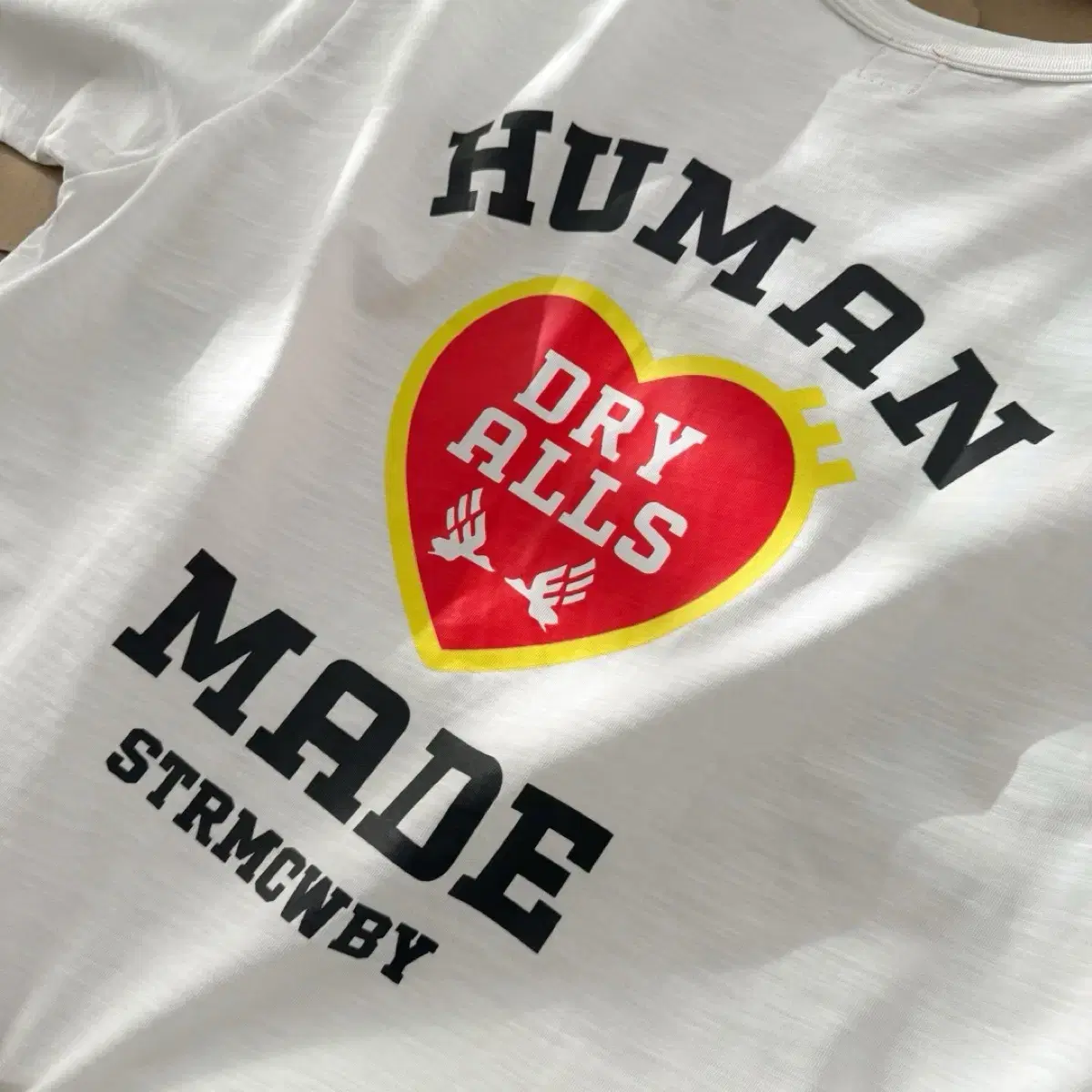 휴먼메이드 반팔티 티셔츠 HUMAN MADE 하트로고 티