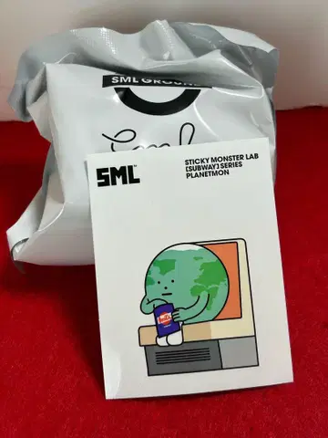 STICKY MONSTER LAB SML 피규어 지구 Earth