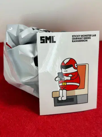 STICKY MONSTER LAB SML 피규어 전대