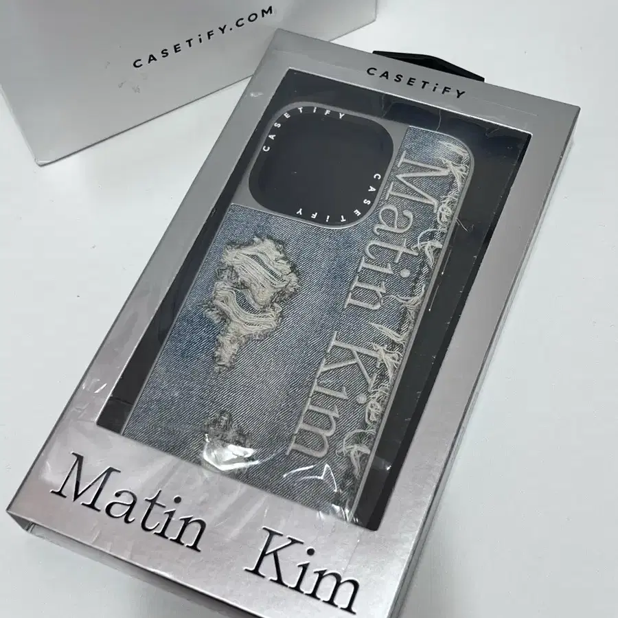 Casetify X Matin Kim 14 Pro on Bunjang Global Site.