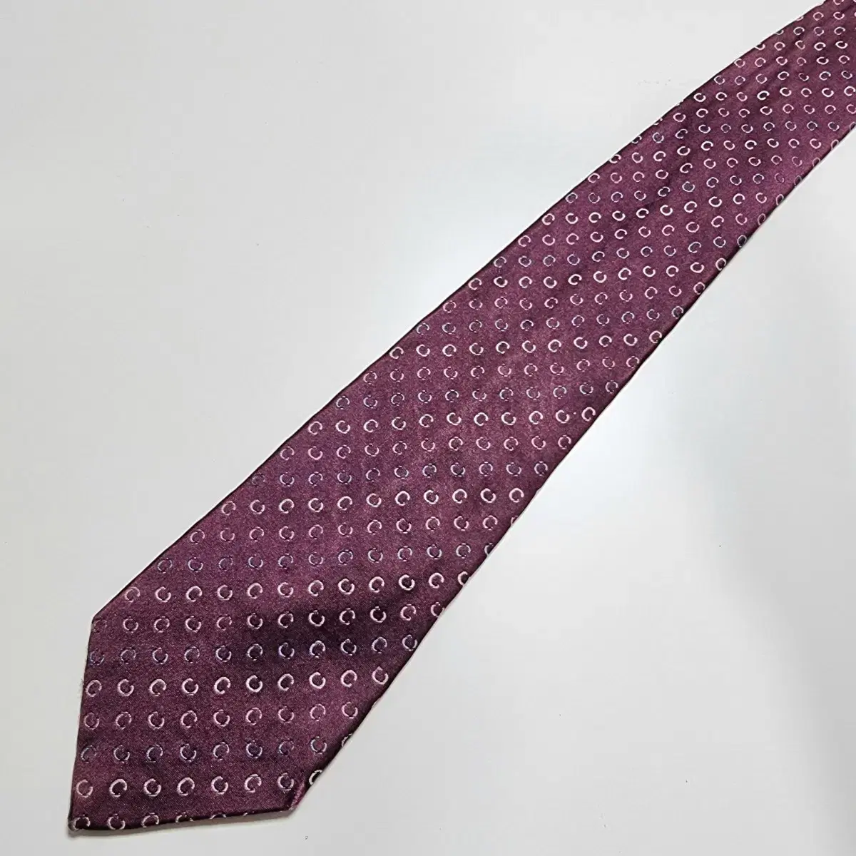 seline Tie