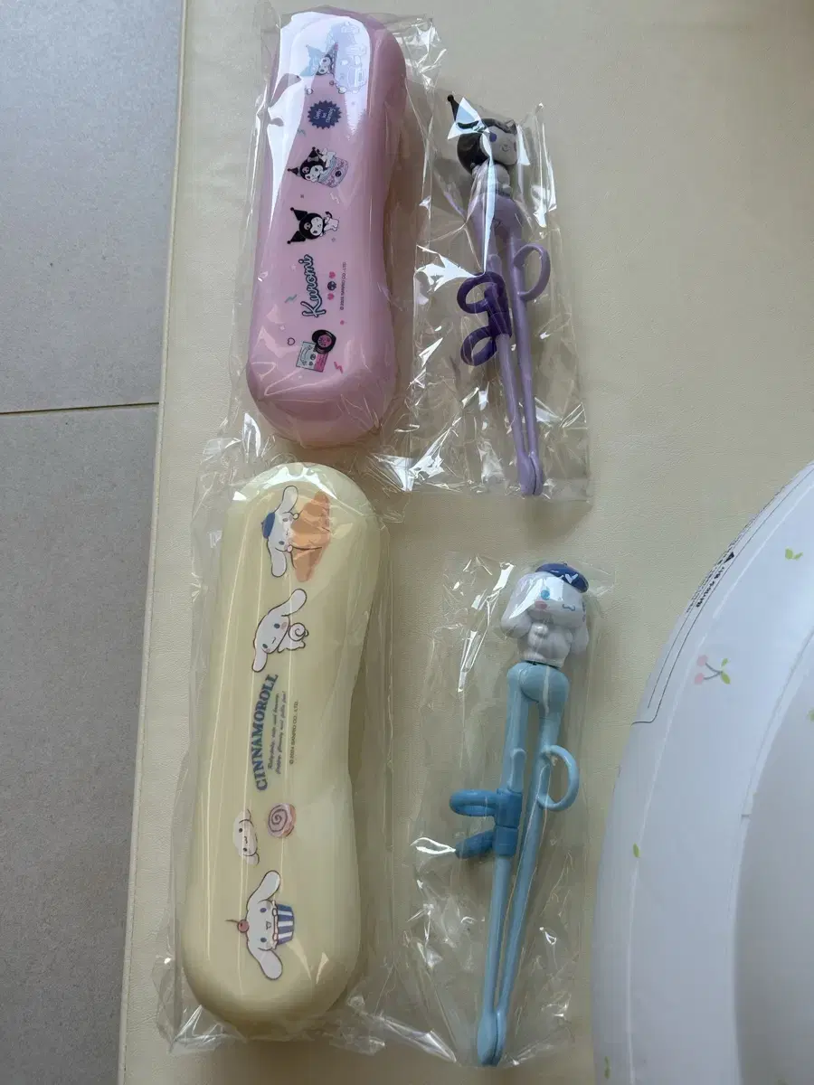 Cinnamoroll Kuromi Chopsticks and Chopstick Case Set Bulk