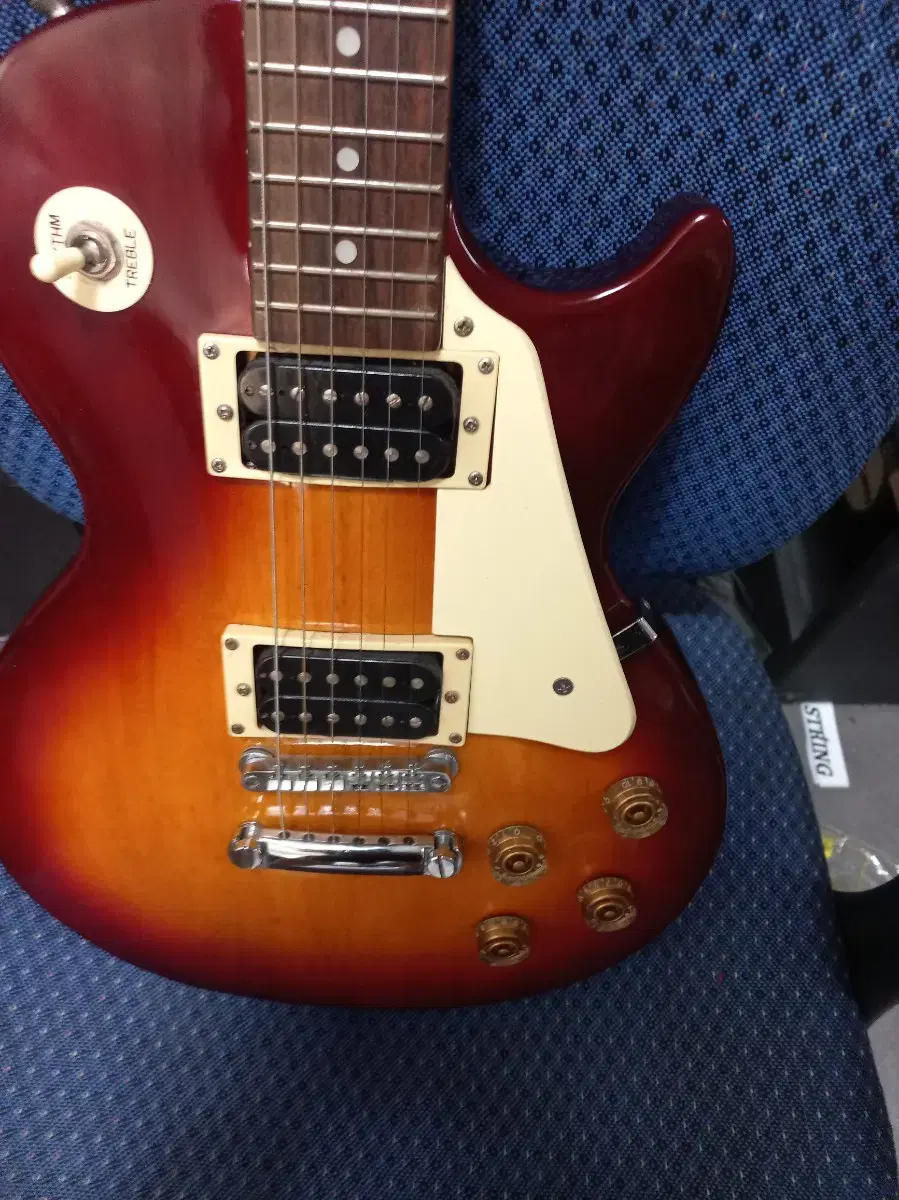 Epiphone Gibson Les Paul Electric Guitar