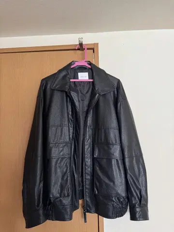 블랙 가죽 자켓 프릭스 스토어