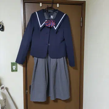 네이비 세일러 카라 자켓 그레이 드레스 셋업