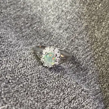 오팔 반지