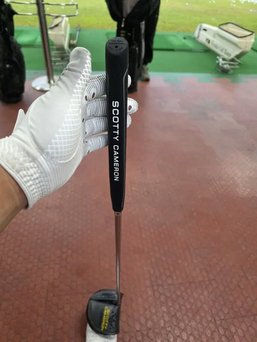 Scotty Cameron Phantom 11, 34 inches