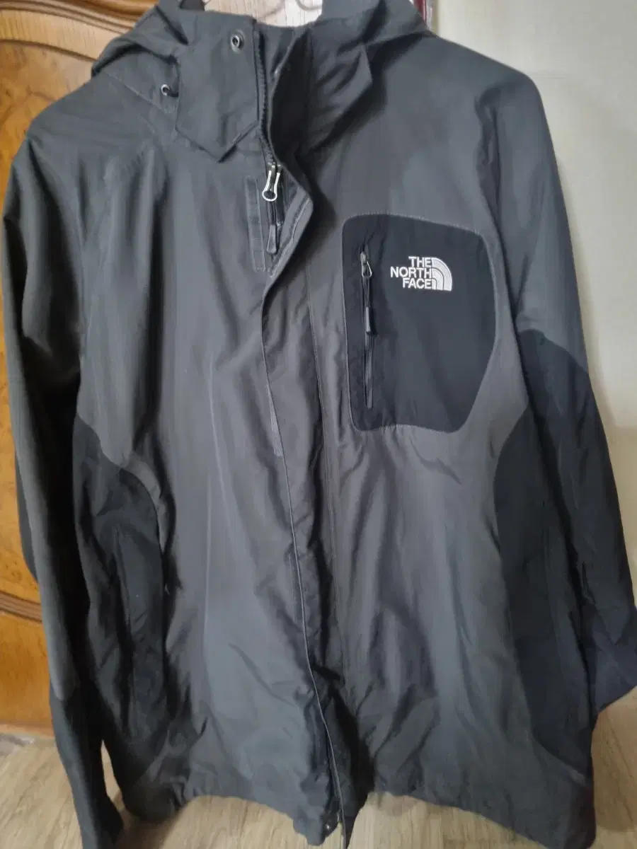 노스페이스 하이벤트그레이바람막이.   L.XL