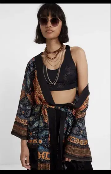 최종 가격 인하 중/데시구알 Desigual KIMONO KIM 가운 S