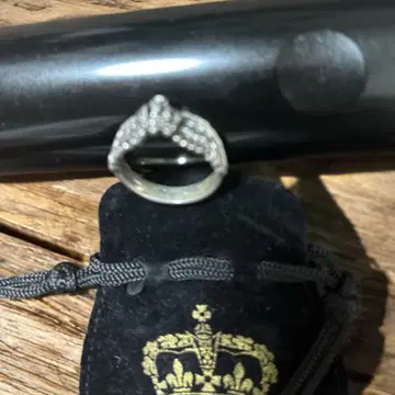 로얄 오더 콘스텔레이션 크라운 반지