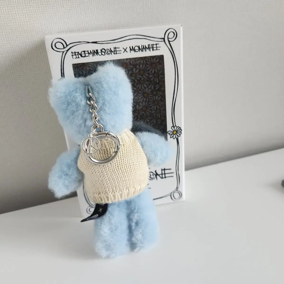 Free Shipping) G-dragon Peaceminusone x Monami Jihee key
