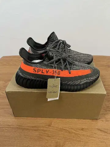 이지 부스트 350V2 스니커즈 27.5cm