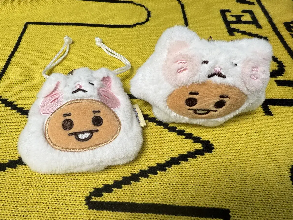 BTS 방탄 BT21 슈키 플러피 스트링 미니 백참 파우치 + 키링