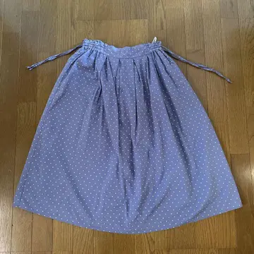 에카 소포 도트 패턴 플레어 스커트