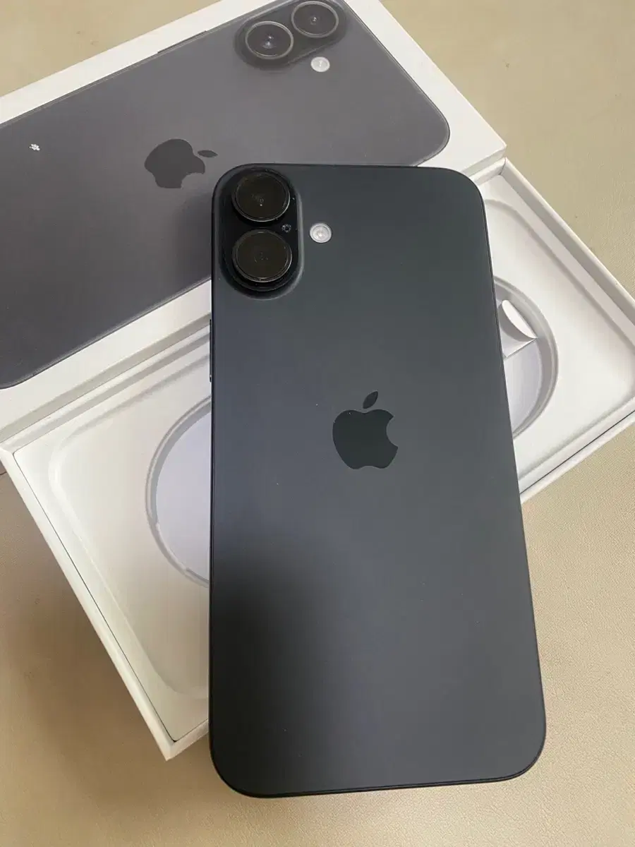 아이폰16플러스 블랙256GB+애플케어플러스 배터리100