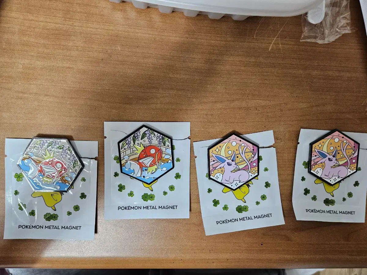 포켓몬 마그넷 (에브이, 잉어킹 각 2장, 총 4장)