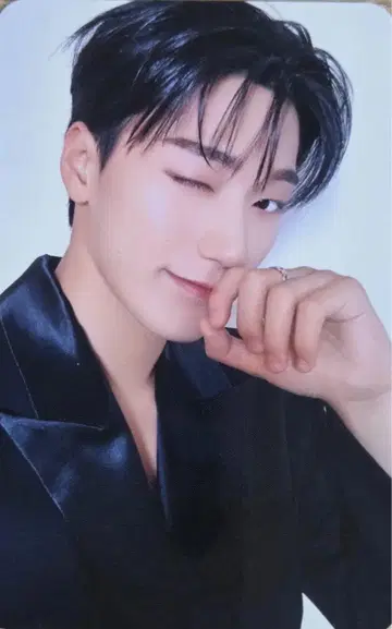 ATEEZ MAKESTAR 라키드로 산