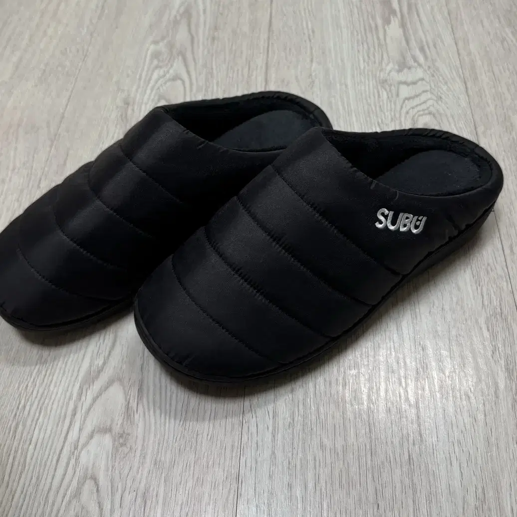 靴 SUBU x POLYTERU padded slippers - black AMEICO - Official US Distributor of SUBU - Fall & Winter