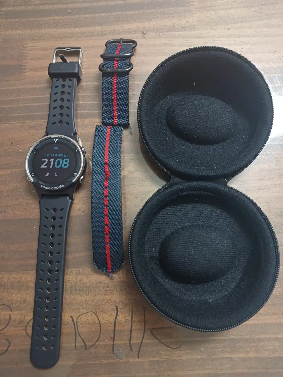 Voice Caddie T5 Golf Watch