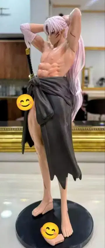 셋쇼마루 피규어, 검을 든 근육질, 이누야샤