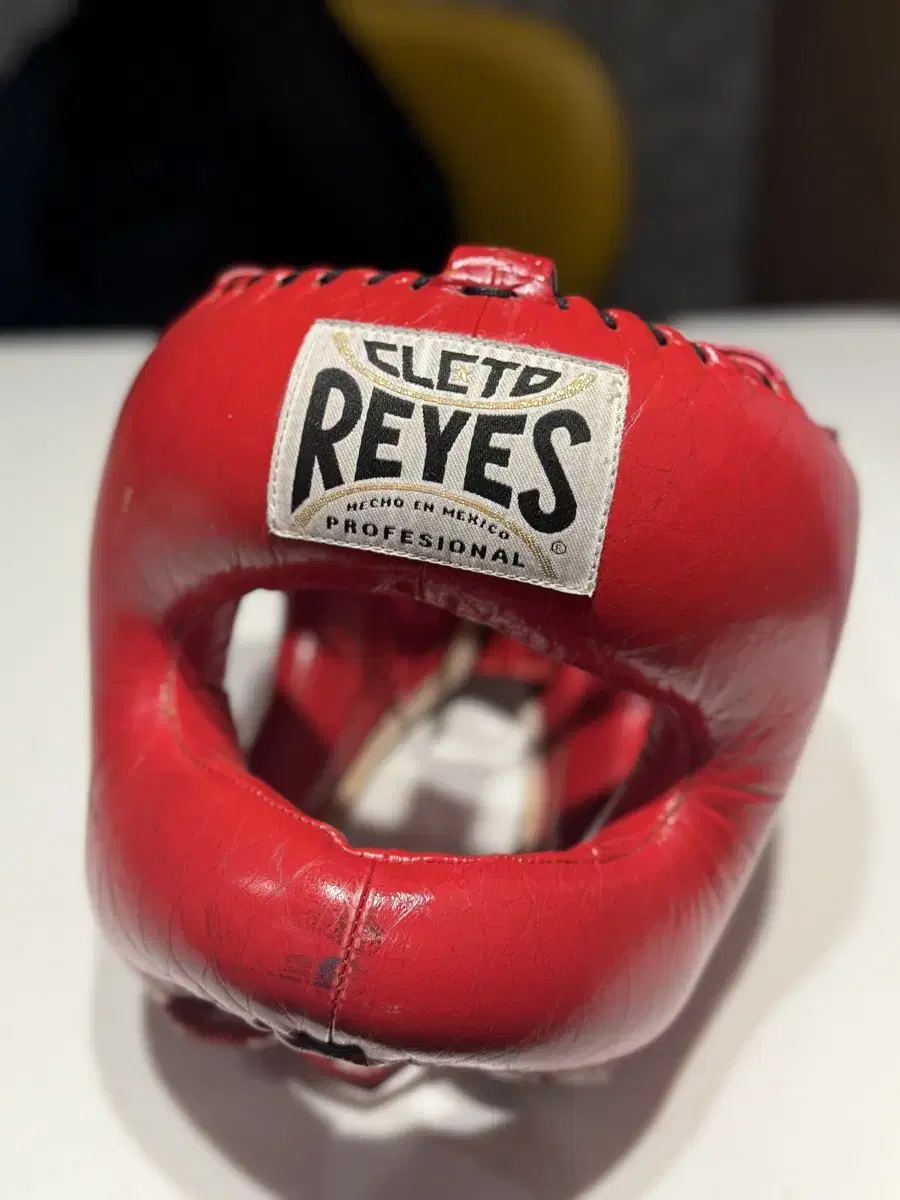 Reyes Headgear